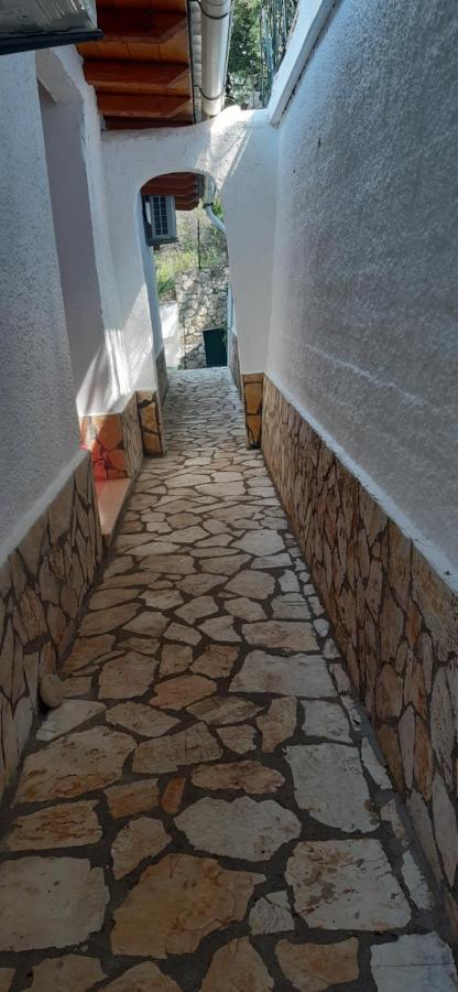Vakantiehuis Theodora View Polimnia