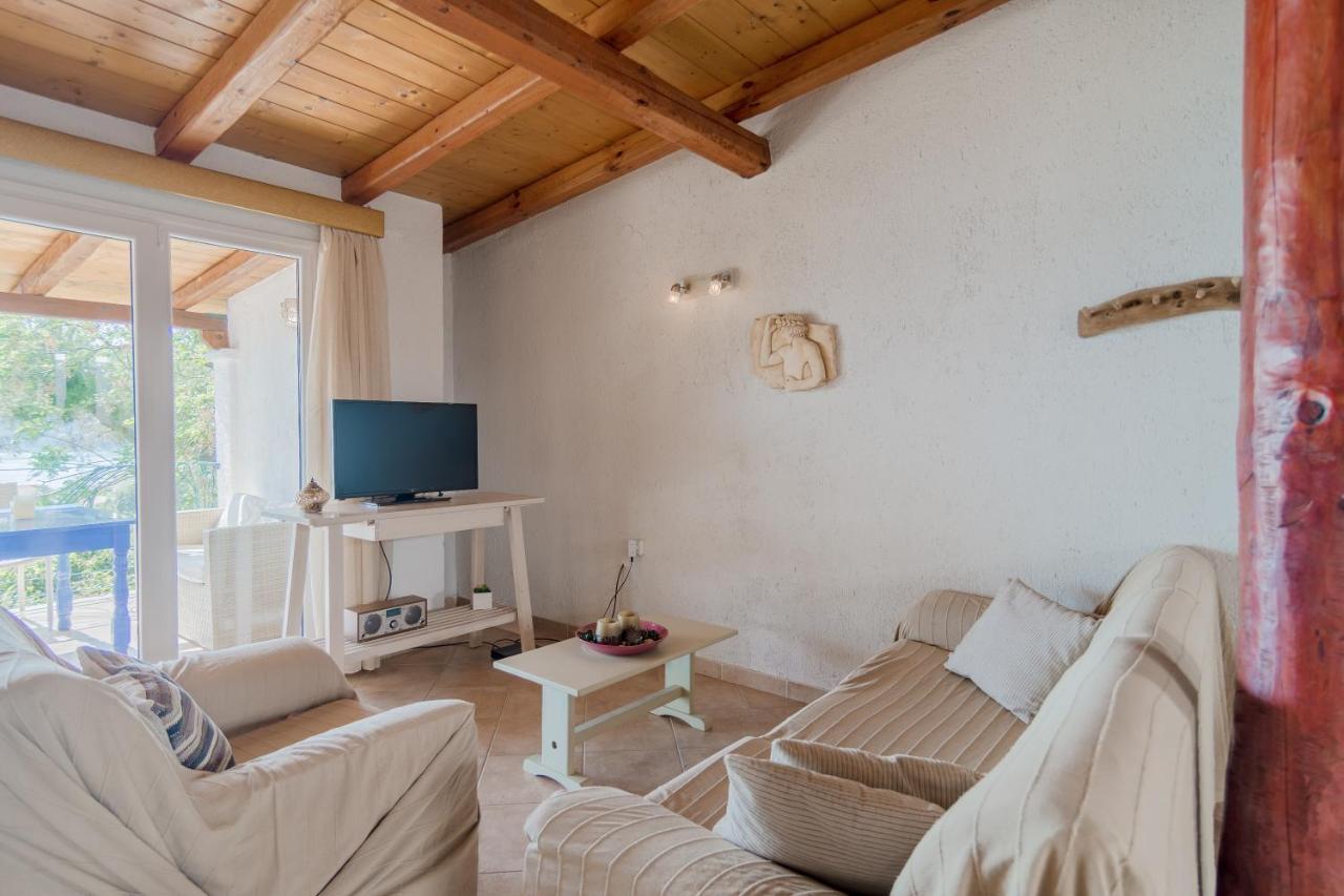 Vakantiehuis Theodora View Polimnia
